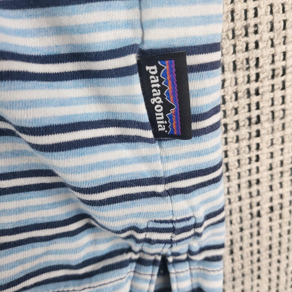 Patagonia‎ Polo Shirt Mens Large Blue White Striped Pocket Casual Short Sleeve - Picture 2 of 8
